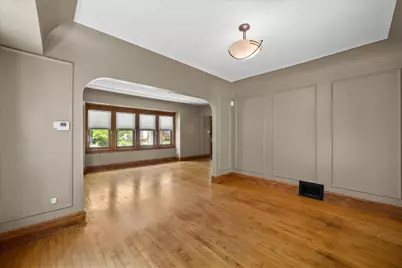 3314 N Newhall St, Milwaukee, WI 53211 - Photo 8