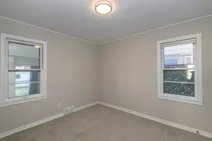 9035 W Lisbon Ave, Milwaukee, WI 53222 - Photo 4