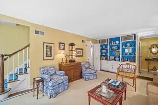 4919 N Diversey Blvd, Whitefish Bay, WI 53217 - Photo 8