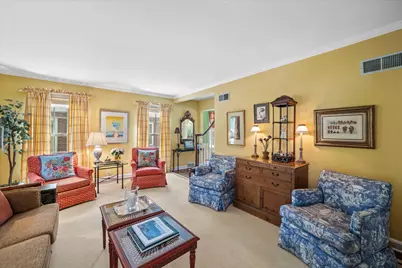 4919 N Diversey Blvd, Whitefish Bay, WI 53217 - Photo 2