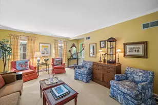 4919 N Diversey Blvd, Whitefish Bay, WI 53217 - Photo 2