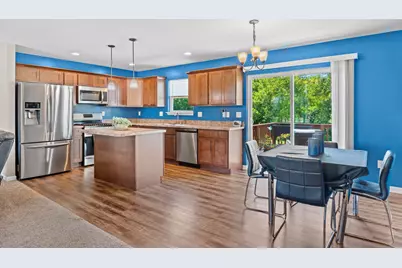 1423 E Longneedle Ln, Elkhorn, WI 53121 - Photo 12