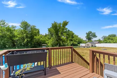 1423 E Longneedle Ln, Elkhorn, WI 53121 - Photo 28