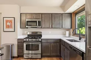 6085 Trail Ridge Dr, Greendale, WI 53129 - Photo 26