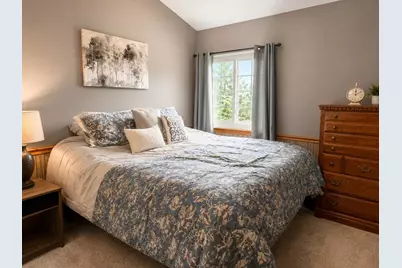 2205 N University Dr #5, Waukesha, WI 53188 - Photo 8