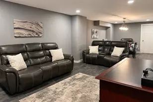 2205 N University Dr, Waukesha, WI 53188 - Photo 6