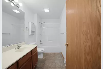 1226  Peninsula Ln, Whitewater, WI 53190 - Photo 12