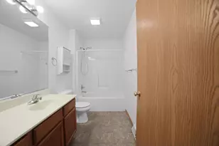 1226 Peninsula Ln, Whitewater, WI 53190 - Photo 12