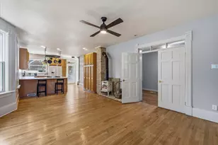 2521 N Pierce St, Milwaukee, WI 53212 - Photo 2