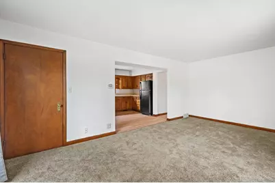 5317 W Hayes Ave, West Allis, WI 53219 - Photo 4