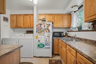 400  Derek Ave #402, Holmen, WI 54636 - Photo 24