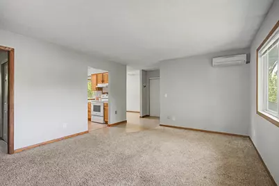 400  Derek Ave #402, Holmen, WI 54636 - Photo 8