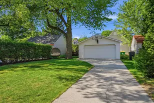 1900 E Marion St, Shorewood, WI 53211 - Photo 32