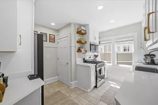 1900 E Marion St, Shorewood, WI 53211 - Photo 12