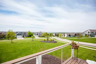 550 Ridgeview Ct, Lake Geneva, WI 53147 - Photo 6