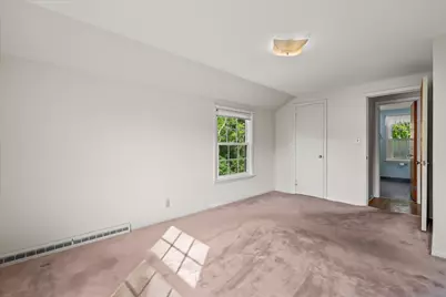 6060 N Alberta Ln, Glendale, WI 53217 - Photo 18