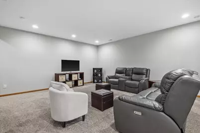 N25W27264  Covingtom Ct, Pewaukee, WI 53072 - Photo 24