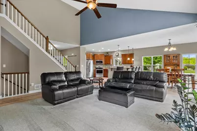 N25W27264  Covingtom Ct, Pewaukee, WI 53072 - Photo 4