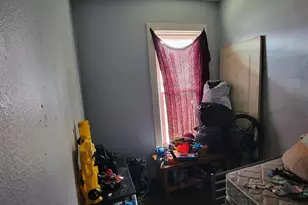 806 Jackson St, Racine, WI 53404 - Photo 6