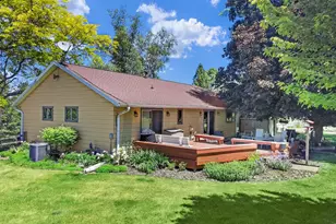 W295S10874 Hwy Es -, Mukwonago, WI 53149 - Photo 2