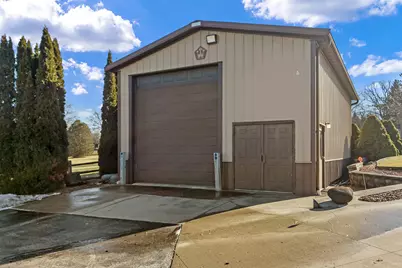 W295S10874  Highway Es -, Mukwonago, WI 53149 - Photo 24