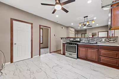 446 N 28th St #448, Milwaukee, WI 53208 - Photo 10