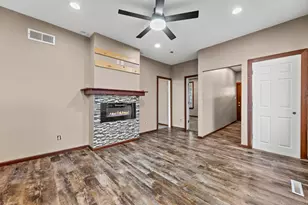 446 N 28th St, Milwaukee, WI 53208 - Photo 14