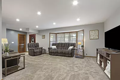 3625 S Brentwood Rd, New Berlin, WI 53151 - Photo 2