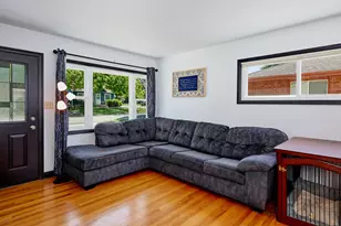 4115 N 94th St, Wauwatosa, WI 53222 - Photo 8