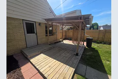 2545 S 66th St, Milwaukee, WI 53219 - Photo 6