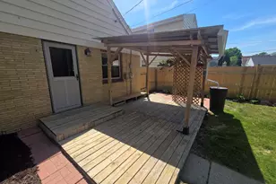 2545 S 66th St, Milwaukee, WI 53219 - Photo 6