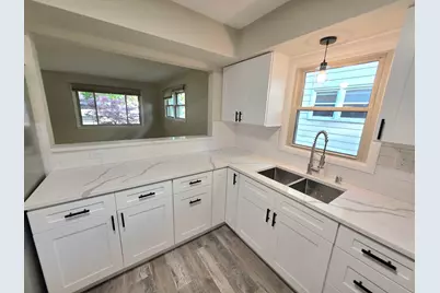 2545 S 66th St, Milwaukee, WI 53219 - Photo 16