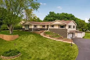804 Lochtyn Ridge, Wales, WI 53183 - Photo 1