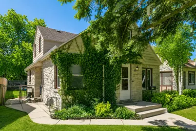 1931 W Kendall Ave, Glendale, WI 53209 - Photo 14