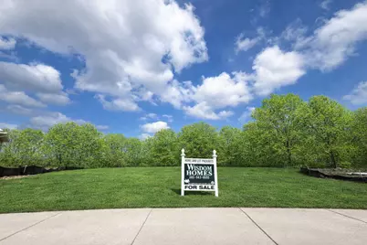 1920  Arbor Vista Pl, West Bend, WI 53095 - Photo 2