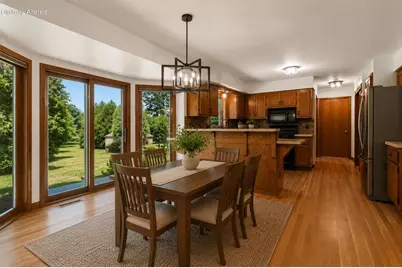 2230  Stony Ridge Dr, Waukesha, WI 53189 - Photo 18