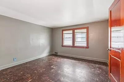 2571 N 51st St, Milwaukee, WI 53210 - Photo 16