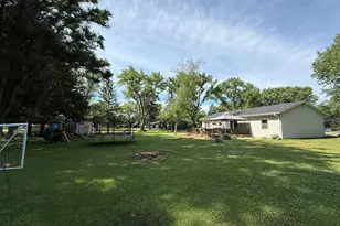 8715 378th Ave, Randall, WI 53105 - Photo 28
