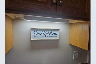 2860 N 50th St #2862, Milwaukee, WI 53210 - Photo 16
