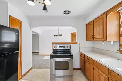 3316 S 60th St, Milwaukee, WI 53219 - Photo 2