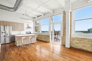 215 W Maple St, Milwaukee, WI 53204 - Photo 8