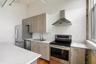 215 W Maple St, Milwaukee, WI 53204 - Photo 6