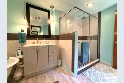 1849 N 1st St, Milwaukee, WI 53212 - Photo 32