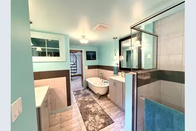 1849 N 1st St, Milwaukee, WI 53212 - Photo 30