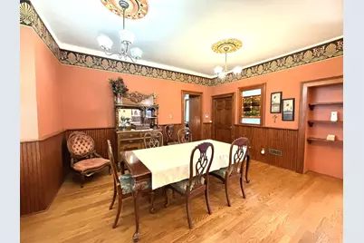 1849 N 1st St, Milwaukee, WI 53212 - Photo 16