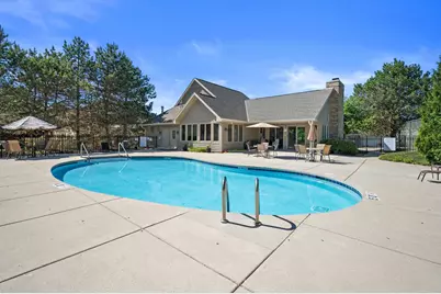 N21W24327  Cumberland Dr #36K, Pewaukee, WI 53072 - Photo 2