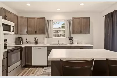 1032  Denton St #5, La Crosse, WI 54601 - Photo 12
