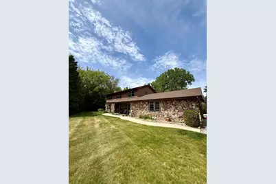 2556 N Green Bay Rd, Racine, WI 53405 - Photo 4