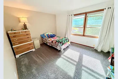 2556 N Green Bay Rd, Racine, WI 53405 - Photo 14