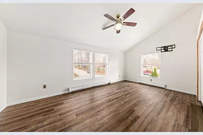 727 E Madison St, Oconomowoc, WI 53066 - Photo 22